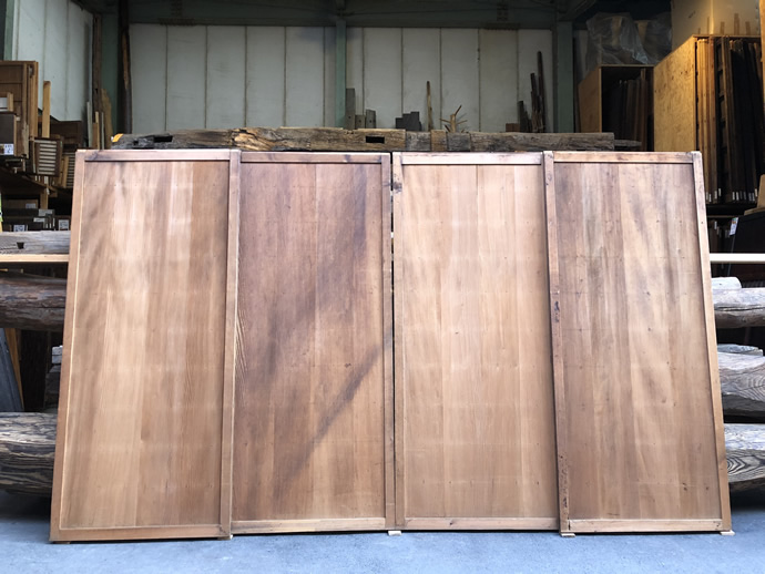 古建具（板戸）の古材