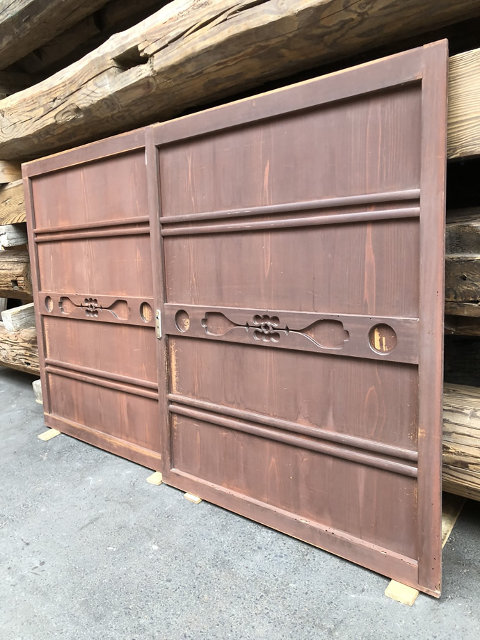 古建具（板戸）の古材