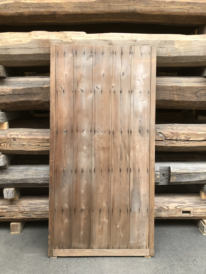 古建具（板戸）の古材
