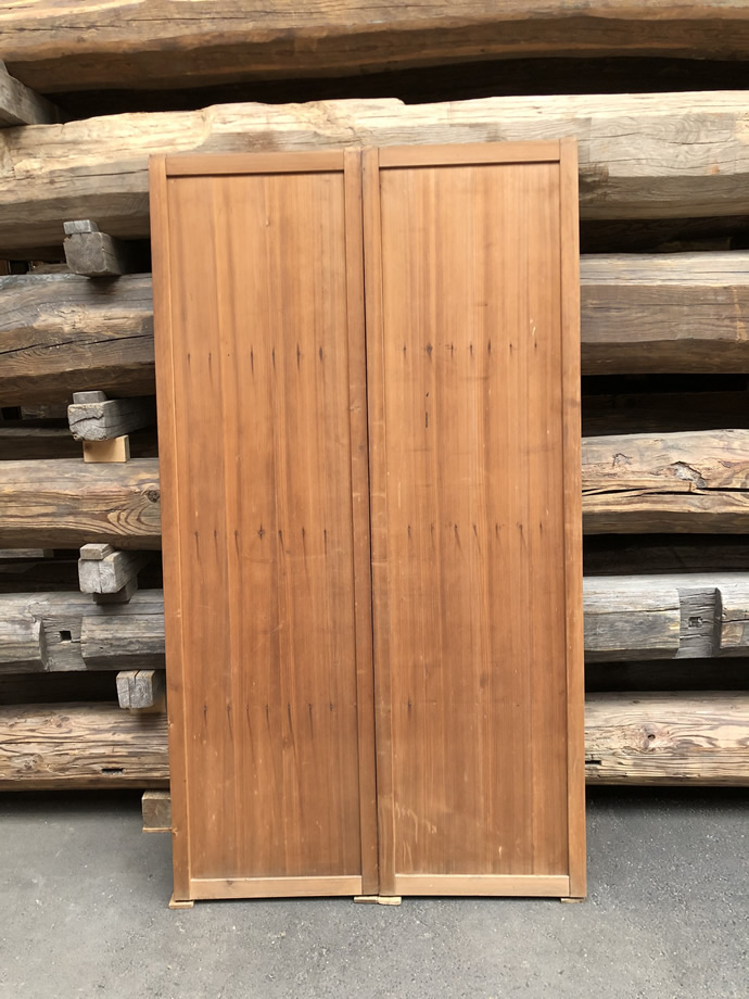 古建具（板戸）の古材