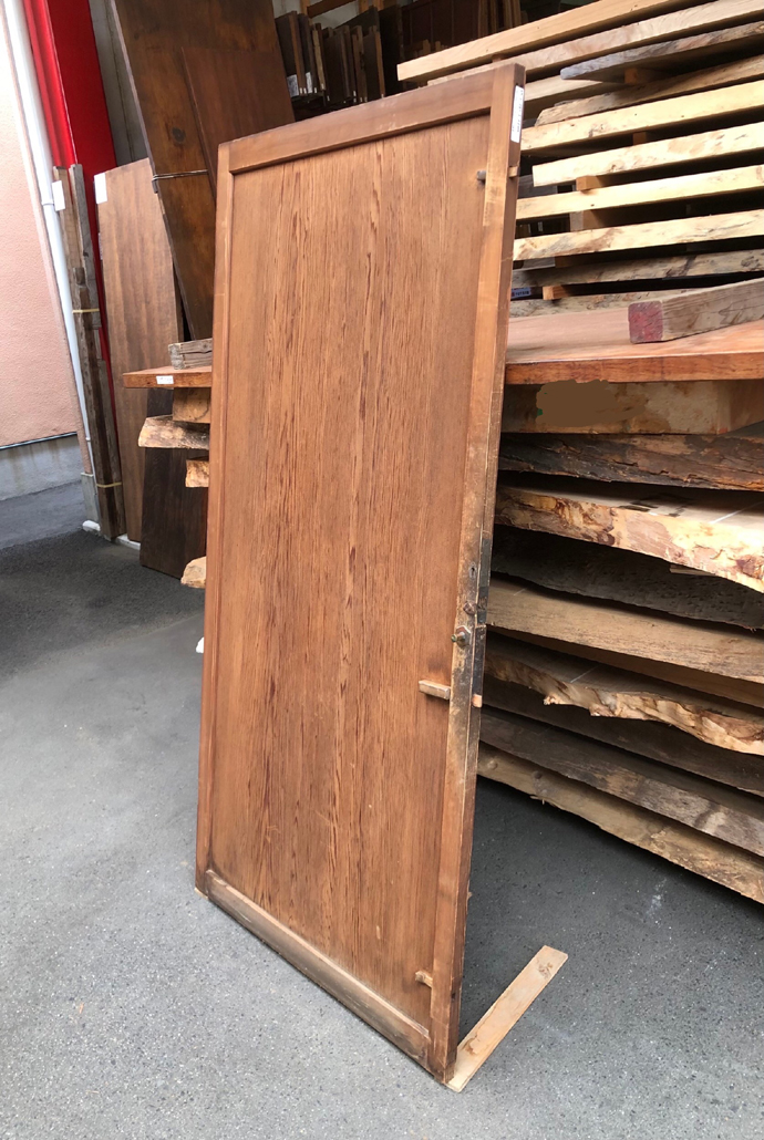 古建具（板戸）の古材