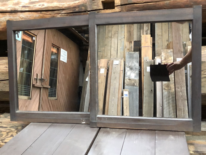 古建具（小型ガラス戸）の古材
