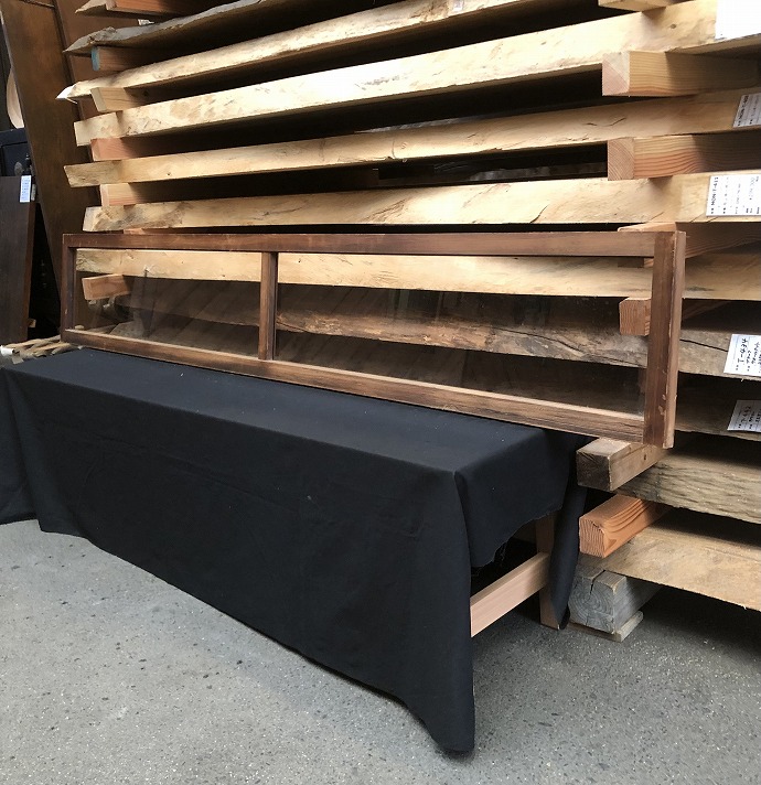 古建具（小型ガラス戸）の古材