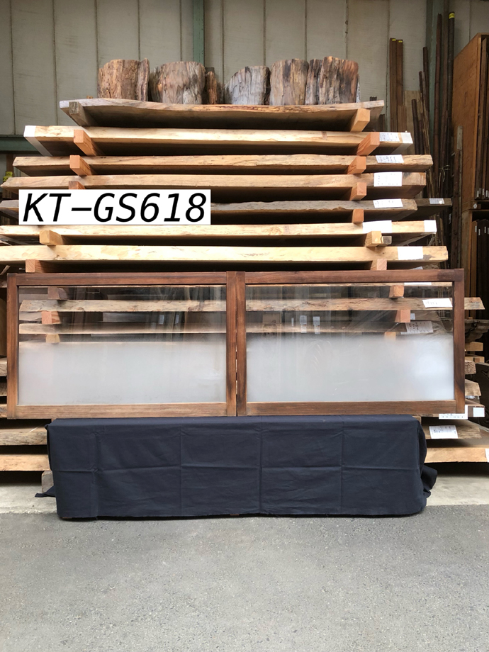 古建具（小型ガラス戸）の古材