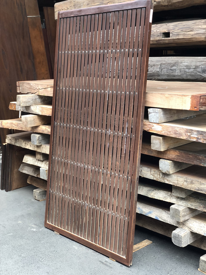 古建具（格子戸）の古材