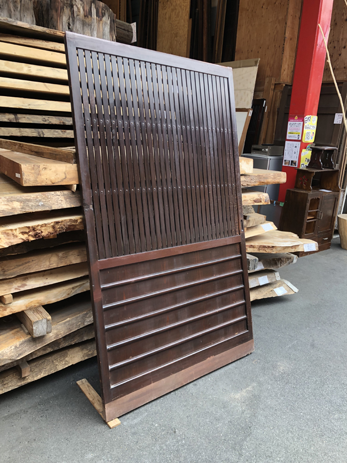 古建具（格子戸）の古材